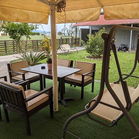 Nafpaktos Beach Apartment Екстериор снимка